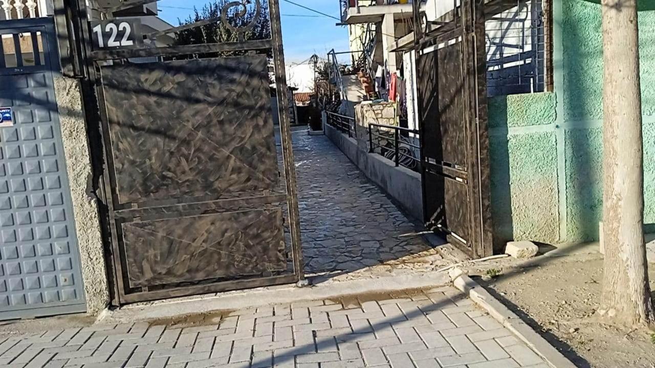 Villa Besnik, Rooms For Rent Avlonya Dış mekan fotoğraf